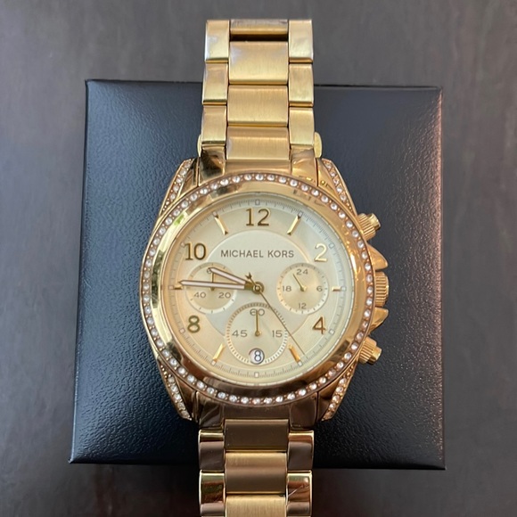 Michael kors gold watch - Picture 1 of 4